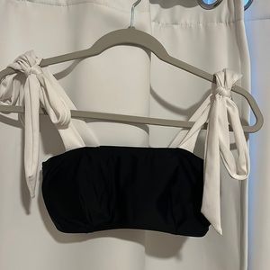B&W Tie up Swimtop